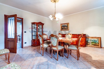 Foto Casa indipendente in Str P V Marone 40, Marcaria di 400 m² in vendita