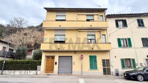 Foto Casa indipendente in Via Corrado Corti 44, Capraia e Limite Capraia