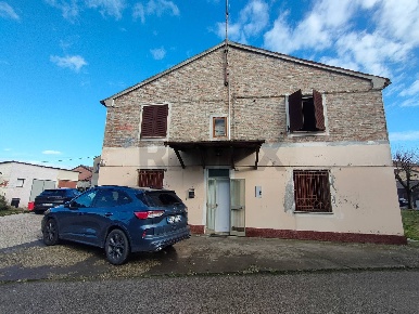 Foto Case semi ndipendenti in Via Roma 33, Ostellato Centro di 115 m²