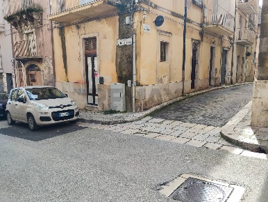 Foto Laboratorio in Via Gianbatti8sta Odierna 286, Ragusa Centro di 32 m²