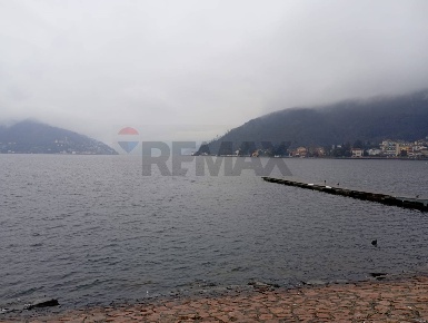 Foto Terreno residenziale in VIA CASAMORA, Porto Ceresio di 11500 m²