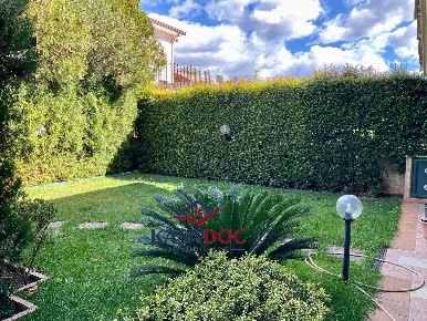 Foto Villa unifamiliare in Via Lenza, Catanzaro Gagliano di 180 m²