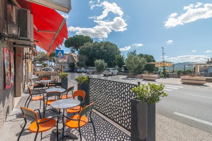 Foto Bar in Via di Tarquinia, Canino Centro di 300 m² con 2 locali