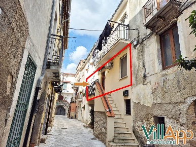 Foto Appartamento in Via Alessandro Manzoni 18, Fondi Centro di 40 m²