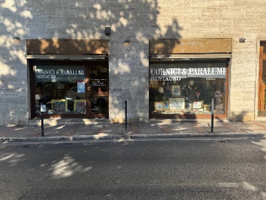 Foto Negozio in Via Florenzo di Lorenzo 2B 2C, Perugia Centro Storico
