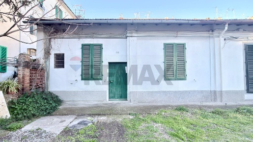 Foto Case semi ndipendenti in Via Tripoli 59, Empoli di 60 m² con 2 locali