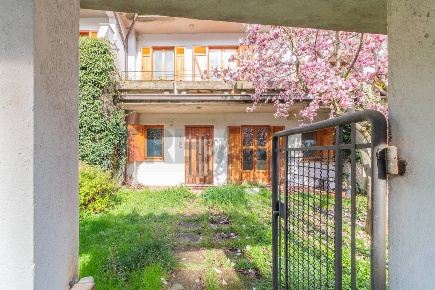 Foto Villa unifamiliare in xxv aprile 10, Acquapendente Centro di 200 m²