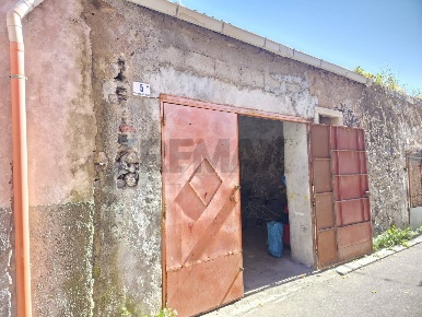 Foto Casa indipendente in via mongiovi' 5, Catania Via delle Calcare