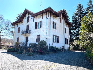 Foto Casa indipendente in Via Roma 52, Molare Centro di 455 m² in vendita