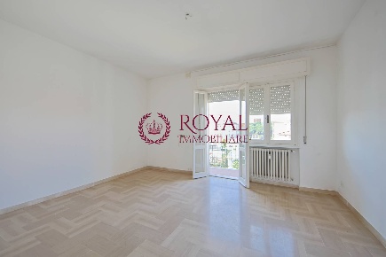 Foto Appartamento in Via Delle Ortensie, Livorno Ardenza di 120 m²
