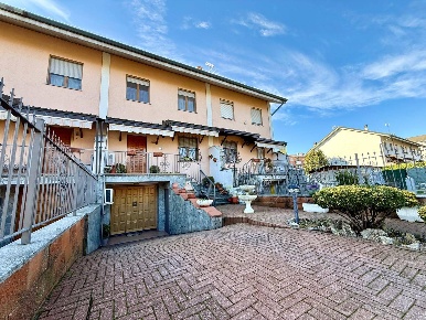 Foto Villa a schiera a Alessandria Cristo di 136 m² con 9 locali in vendita