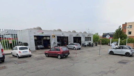 Foto Locale commerciale in Via Fortunato Postiglione 27, Moncalieri Palera