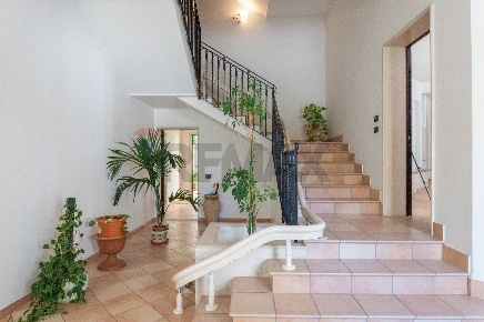 Foto Casa indipendente in via Emilia 23, Ispica Centro di 453 m² in vendita