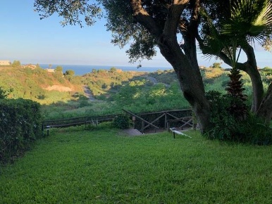 Foto Villa unifamiliare in Residence Contura, Ricadi di 60 m² con 2 locali