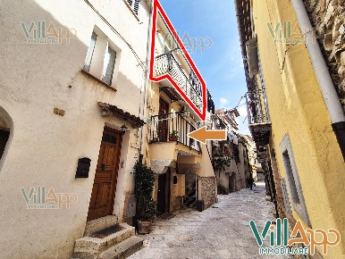 Foto Appartamento in Via Alessandro Manzoni 18, Fondi Centro di 45 m²