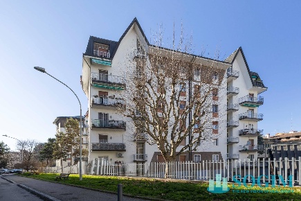 Foto Appartamento in Via Monsignore Claudio Guidani 6, Centro di 118 m²