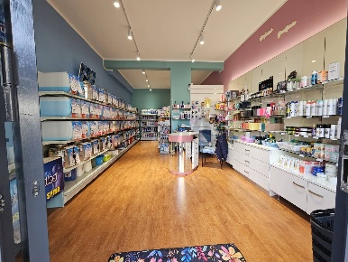 Foto Locale commerciale in Via Umberto Giordano 134, Palermo di 57 m²