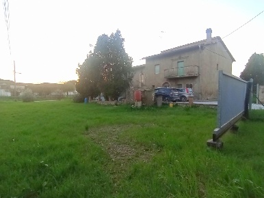 Foto Casa indipendente a Barberino Tavarnelle Zona Industriale di 470 m²