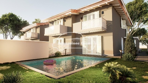 Foto Villa bifamiliare a Porcari Centro di 140 m² con 5 locali in vendita