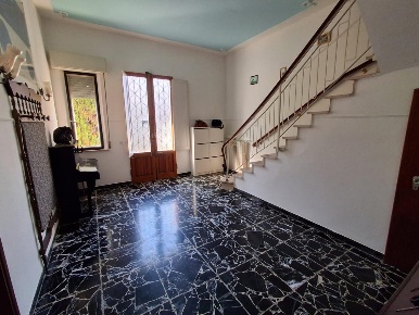 Foto Casa indipendente a Empoli Ponzano di 165 m² con 6 locali in vendita