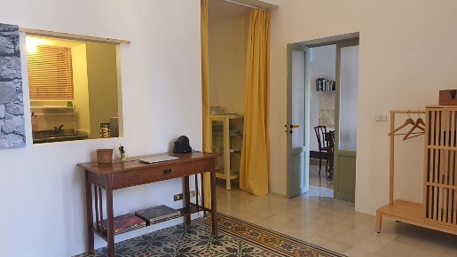 Foto Appartamento in Vicolo Scafidi 17, Palermo Cassaro di 95 m² in vendita