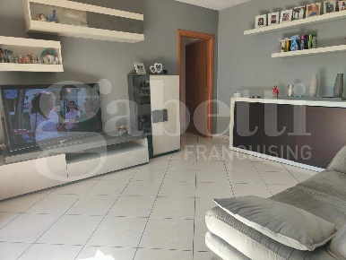 Foto Appartamento a Assemini Centro di 66 m² con 3 locali in vendita
