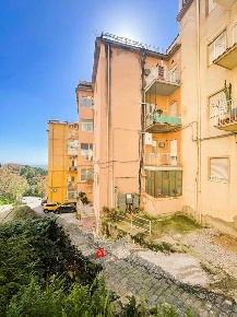 Foto Appartamento in Via Crispi 84, Agrigento di 135 m² con 5 locali