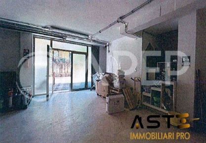 Foto Locale commerciale Rubano Centro in vendita