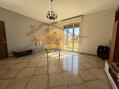 Foto Appartamento a Priolo Gargallo di 85 m² con 3 locali in affitto