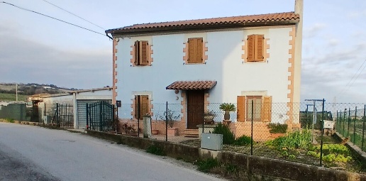 Foto Casa indipendente in Contrada Piane di Chienti 87, Civitanova Marche