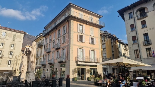Foto Appartamento in Piazza Volta, Como Centro Storico di 120 m² in affitto