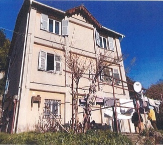 Foto Appartamento in Via Pino di Murta 9, Genova Bolzaneto di 153 m²
