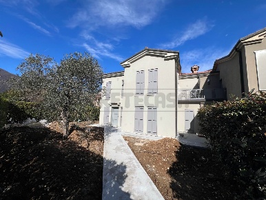 Foto Appartamento a Pove del Grappa di 200 m² con 10 locali in affitto