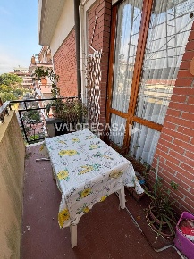 Foto Appartamento a Carrara Marina di Carrara di 100 m² con 4 locali