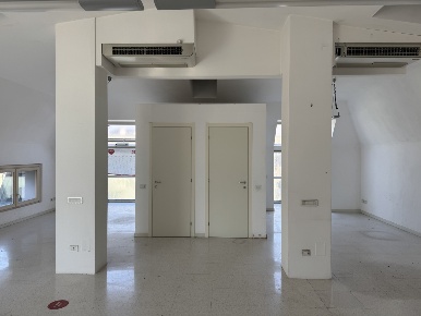 Foto Ufficio in Via Massimo D'Azeglio 20, Lodi Fanfani di 95 m² in affitto