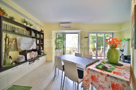 Foto Appartamento in CORSO DEGLI INGLESI 470, Sanremo Corso degli Inglesi