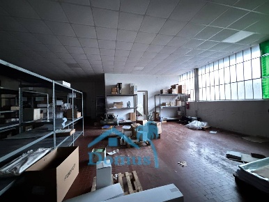 Foto Capannone industriale in Via Saluzzo 96, Pinerolo Tabona, Borgo Nuovo