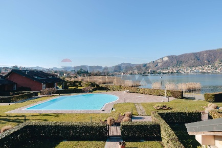 Foto Case semi ndipendenti in Via Mazzini 1, Paratico di 180 m² in vendita