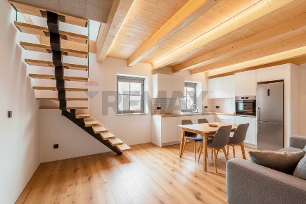 Foto Case semi ndipendenti in vicolo cocciari 25, Apiro Centro di 74 m²