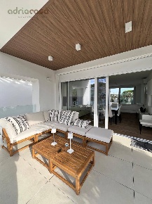 Foto Appartamento in Viale Emilia, Riccione Parco di 120 m² con 3 locali