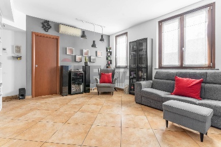 Foto Appartamento in VIA PRIVATA BORSELLINO 22, Pogliano Milanese di 101 m²