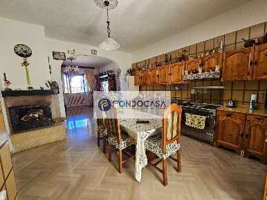 Foto Villa unifamiliare in Via Torino 100, Ruffano Centro di 315 m²