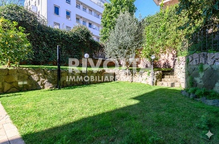 Foto Appartamento in Via Dei Monti Parioli, Roma Euclide di 220 m²