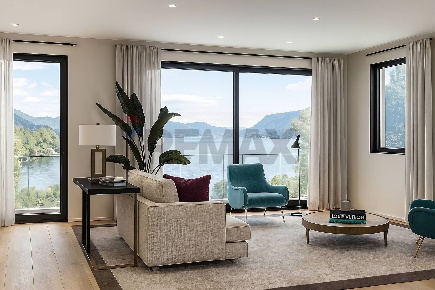 Foto Appartamento in Via Vittorio Veneto 48/50, Sale Marasino Centro