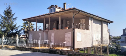 Foto Appartamento in via Sant'Antonio 5, Grottammare Centro di 120 m²