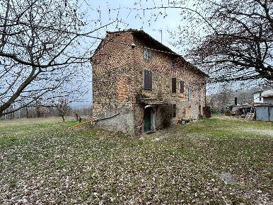 Foto Rustico in Via san dalmazio, Serramazzoni di 200 m² con 6 locali