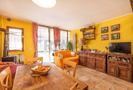 Foto Appartamento in Via Po 71, Montemarciano Lungomare di 50 m² in vendita