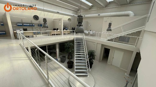 Foto Locale commerciale in Via dell'Industria 3, Ronchi dei Legionari