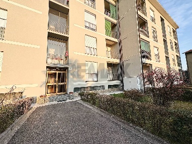 Foto Appartamento in VIA ORIANI 99, Varese Masnago di 82 m² con 3 locali