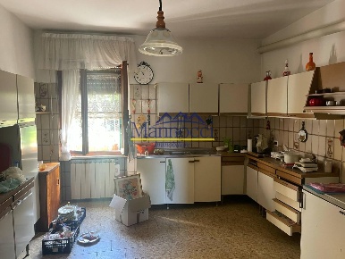 Foto Casa indipendente a Pisa San Marco di 150 m² con 7 locali in vendita